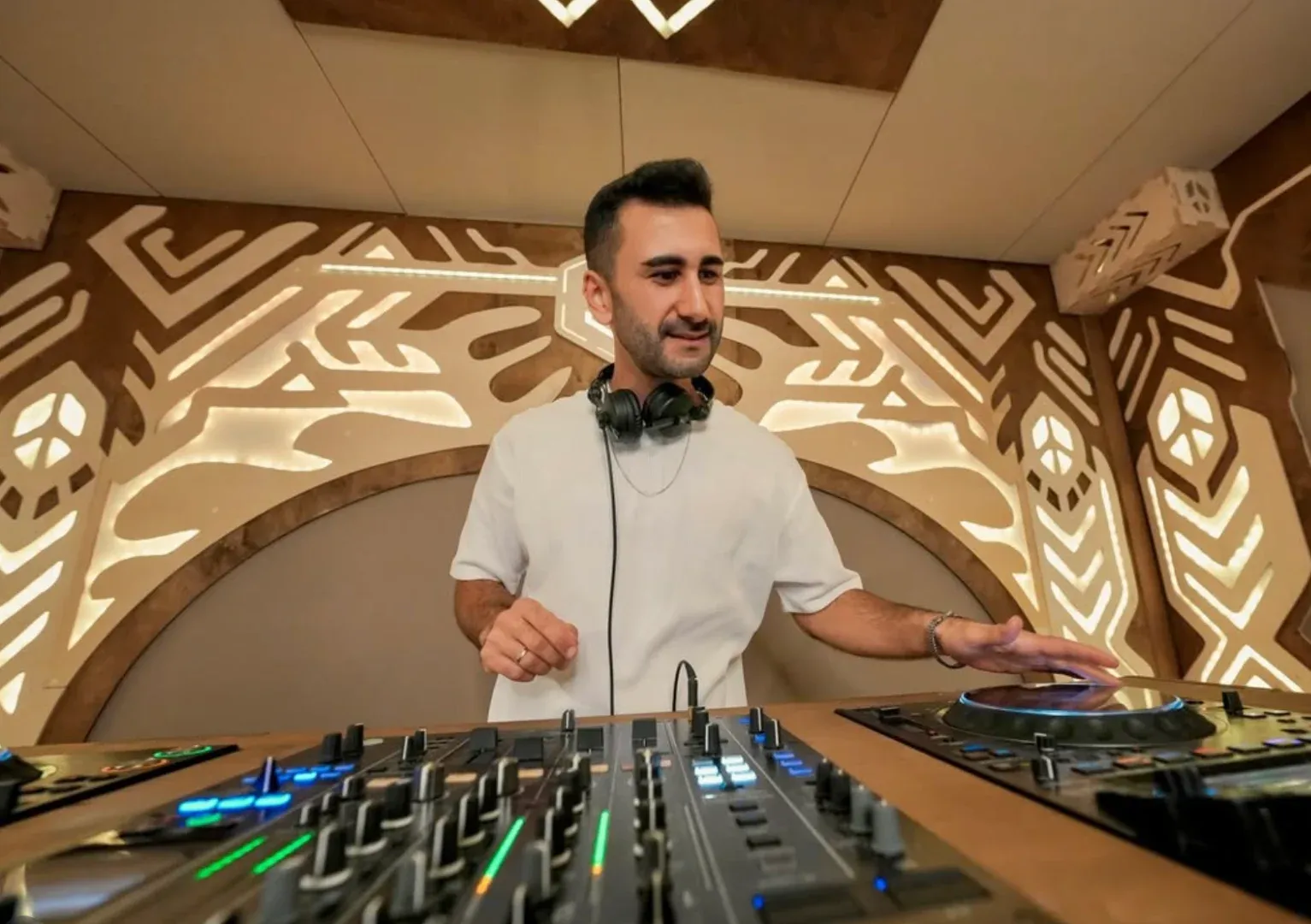 DJ Naor M – photo 4
