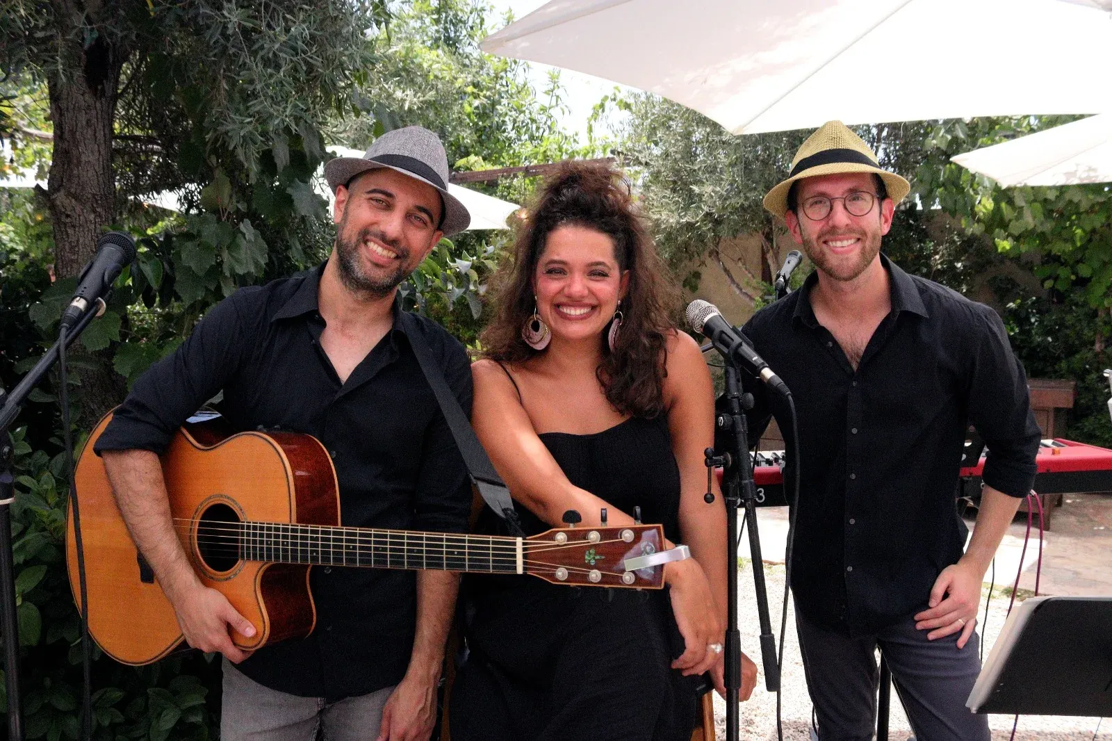 UnderCovers Band – photo 4